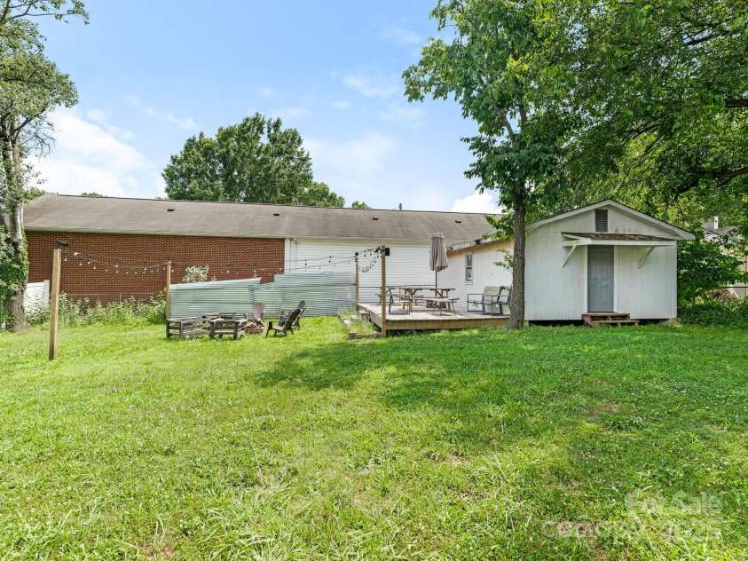 1102 Lane Street, Kannapolis, NC 28083.  MLS# CAR4275182, YatesRealty ID 3621. 