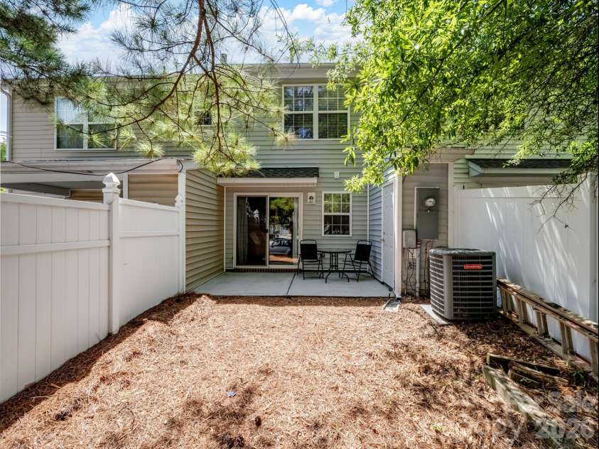 3414 Broadwick Street, Charlotte, NC 28213.  MLS# CAR4346812, YatesRealty ID 3621. Backyard