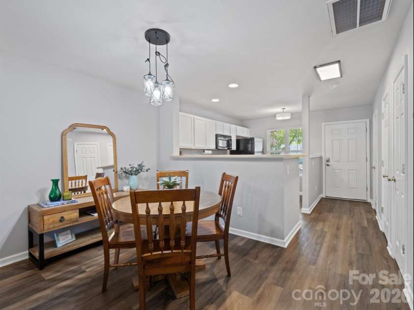 3414 Broadwick Street, Charlotte, NC 28213.  MLS# CAR4346812, YatesRealty ID 3621. Dining Area