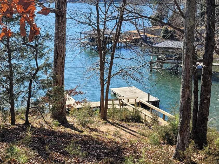 4066 Triton Drive, Tega Cay, SC 29708.  MLS# CAR4218686, YatesRealty ID 3621. 