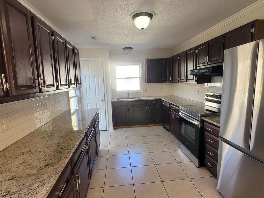 4066 Triton Drive, Tega Cay, SC 29708.  MLS# CAR4218686, YatesRealty ID 3621. Kitchen