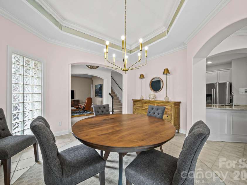 17712 Preston Lake Drive, Cornelius, NC 28031.  MLS# CAR4390824, YatesRealty ID 36211. Dining Area