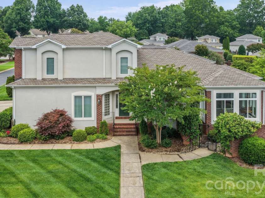 17712 Preston Lake Drive, Cornelius, NC 28031.  MLS# CAR4390824, YatesRealty ID 36211. Drone View - House