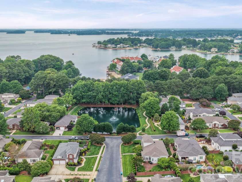 17712 Preston Lake Drive, Cornelius, NC 28031.  MLS# CAR4390824, YatesRealty ID 36211. Drone View - Neighborhood