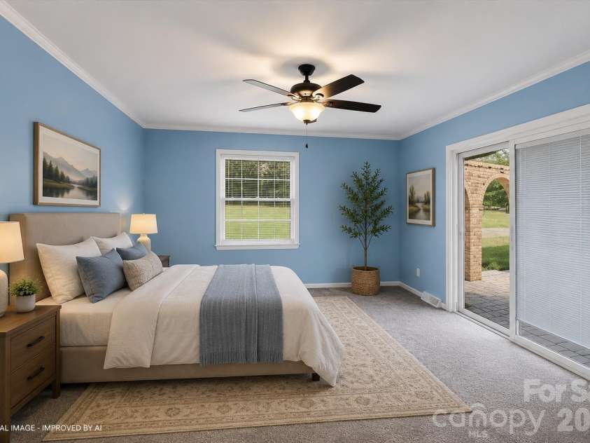 4024 Wandering Lane, Hickory, NC 28601.  MLS# CAR4397647, YatesRealty ID 36213. 