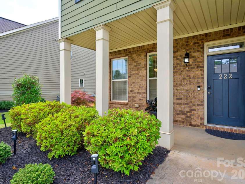222 Santa Ana Way, Duncan, SC 29334.  MLS# CAR4394280, YatesRealty ID 36214. 