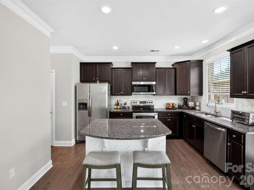 222 Santa Ana Way, Duncan, SC 29334.  MLS# CAR4394280, YatesRealty ID 36214. 