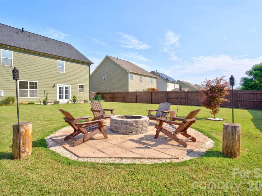 222 Santa Ana Way, Duncan, SC 29334.  MLS# CAR4394280, YatesRealty ID 36214. 