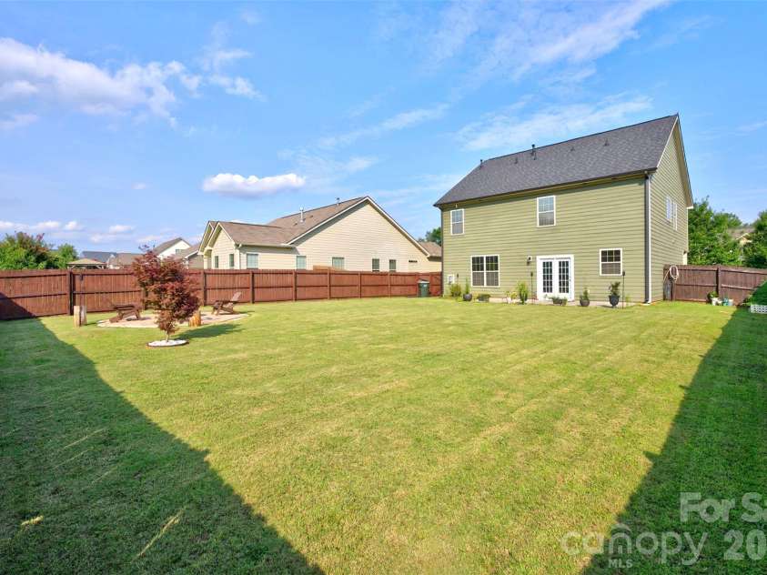 222 Santa Ana Way, Duncan, SC 29334.  MLS# CAR4394280, YatesRealty ID 36214. 