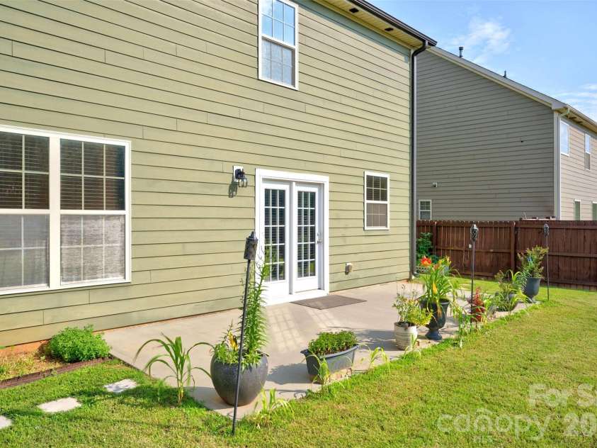 222 Santa Ana Way, Duncan, SC 29334.  MLS# CAR4394280, YatesRealty ID 36214. 