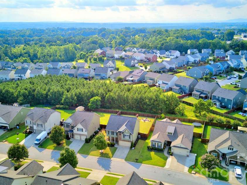 222 Santa Ana Way, Duncan, SC 29334.  MLS# CAR4394280, YatesRealty ID 36214. 