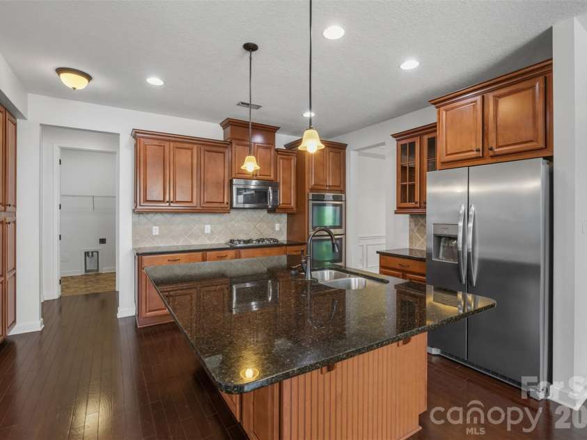 1172 Mckee Farm Lane, Belmont, NC 28012.  MLS# CAR4399005, YatesRealty ID 36216. 