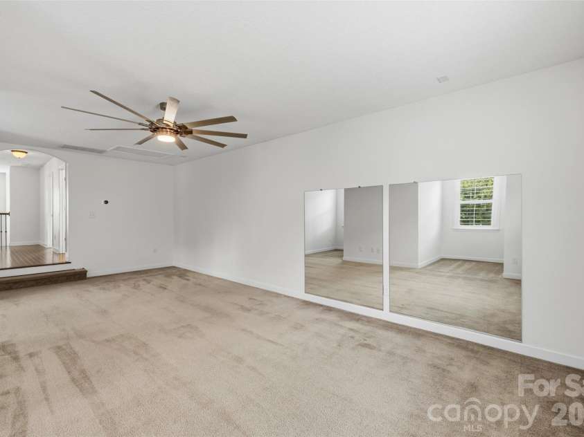 1172 Mckee Farm Lane, Belmont, NC 28012.  MLS# CAR4399005, YatesRealty ID 36216. 