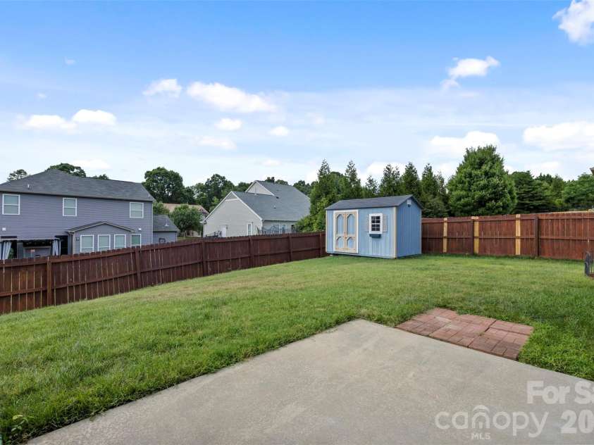 1172 Mckee Farm Lane, Belmont, NC 28012.  MLS# CAR4399005, YatesRealty ID 36216. 