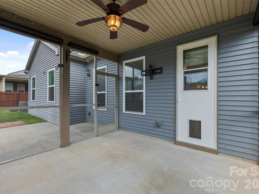 1172 Mckee Farm Lane, Belmont, NC 28012.  MLS# CAR4399005, YatesRealty ID 36216. 