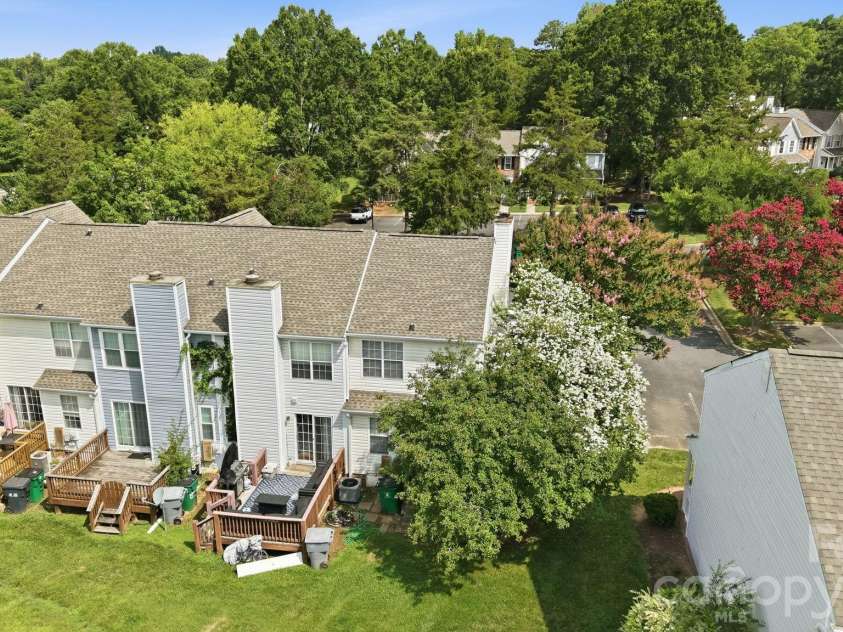 8237 Circle Tree Lane, Charlotte, NC 28277.  MLS# CAR4399035, YatesRealty ID 36219. 
