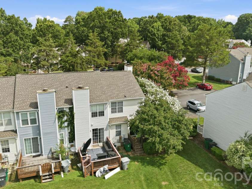8237 Circle Tree Lane, Charlotte, NC 28277.  MLS# CAR4399035, YatesRealty ID 36219. 