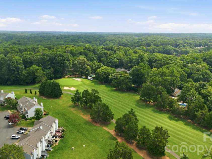 8237 Circle Tree Lane, Charlotte, NC 28277.  MLS# CAR4399035, YatesRealty ID 36219. 