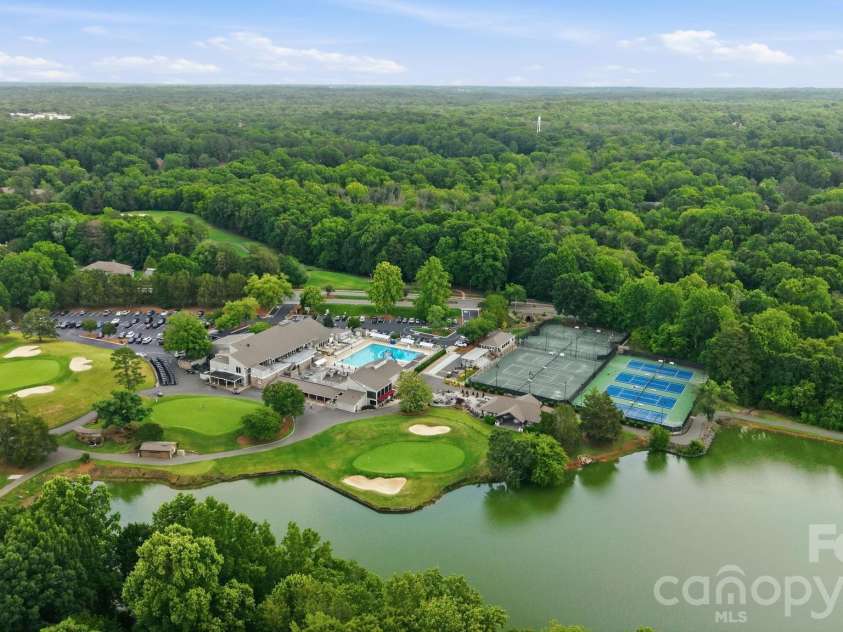 8237 Circle Tree Lane, Charlotte, NC 28277.  MLS# CAR4399035, YatesRealty ID 36219. 