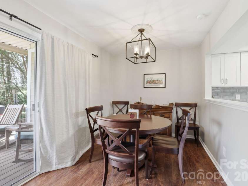 9319 Vicksburg Park Court, Charlotte, NC 28210.  MLS# CAR4395512, YatesRealty ID 36221. 