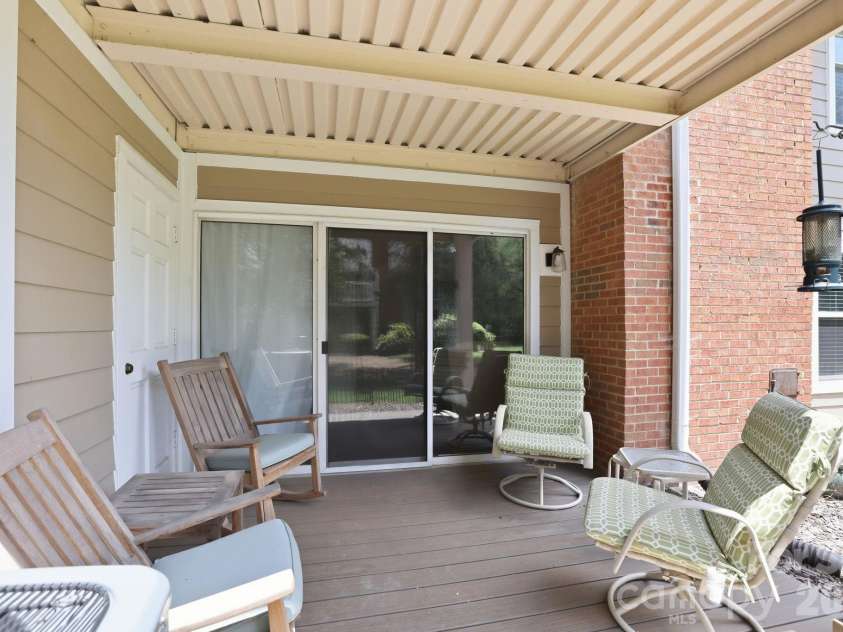 9319 Vicksburg Park Court, Charlotte, NC 28210.  MLS# CAR4395512, YatesRealty ID 36221. 