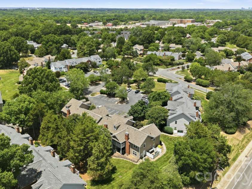9319 Vicksburg Park Court, Charlotte, NC 28210.  MLS# CAR4395512, YatesRealty ID 36221. 