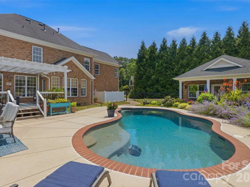6006 Embassy Court, Wesley Chapel, NC 28110.  MLS# CAR4397902, YatesRealty ID 36222. 