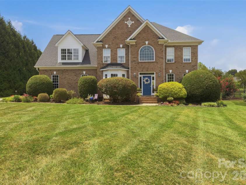 6006 Embassy Court, Wesley Chapel, NC 28110.  MLS# CAR4397902, YatesRealty ID 36222. 