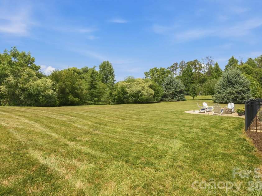 6006 Embassy Court, Wesley Chapel, NC 28110.  MLS# CAR4397902, YatesRealty ID 36222. 