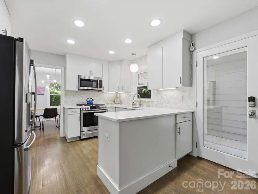 6419 Morven Lane, Charlotte, NC 28270.  MLS# CAR4400448, YatesRealty ID 36225. 
