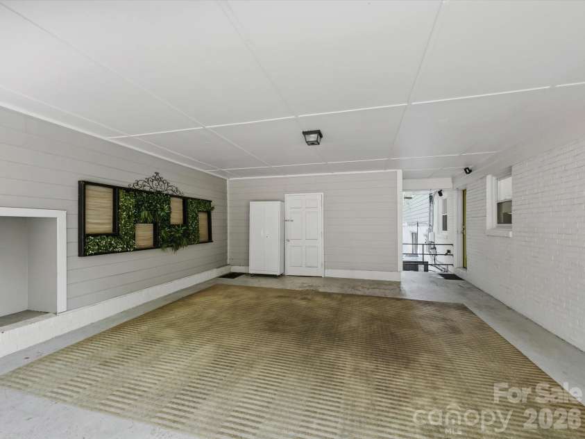 6419 Morven Lane, Charlotte, NC 28270.  MLS# CAR4400448, YatesRealty ID 36225. 