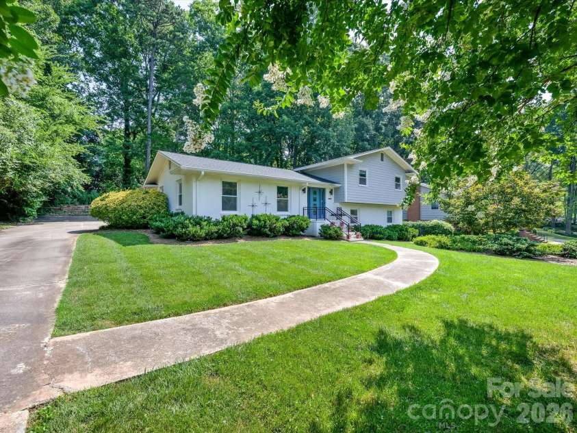 6419 Morven Lane, Charlotte, NC 28270.  MLS# CAR4400448, YatesRealty ID 36225. 