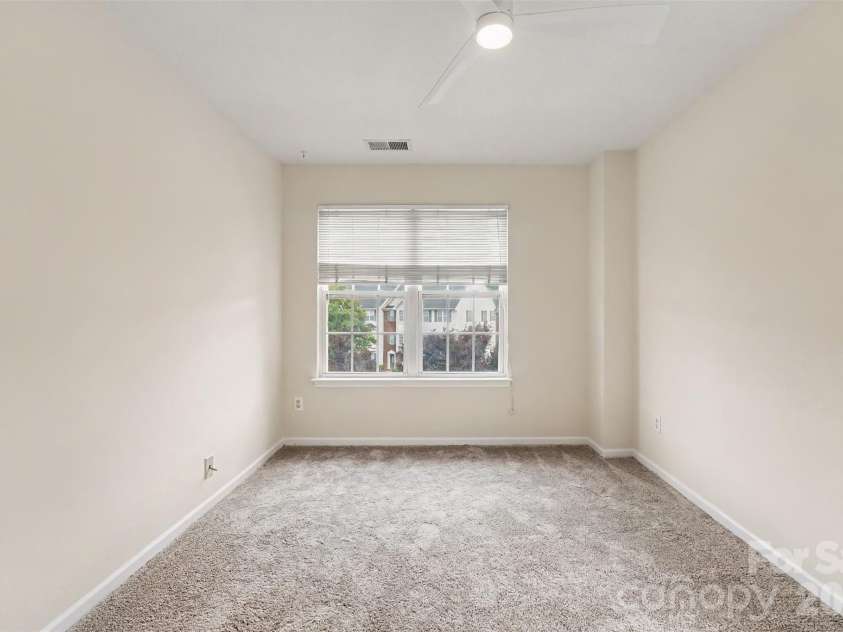 9866 Treeside Lane, Matthews, NC 28105.  MLS# CAR4400724, YatesRealty ID 36226. 