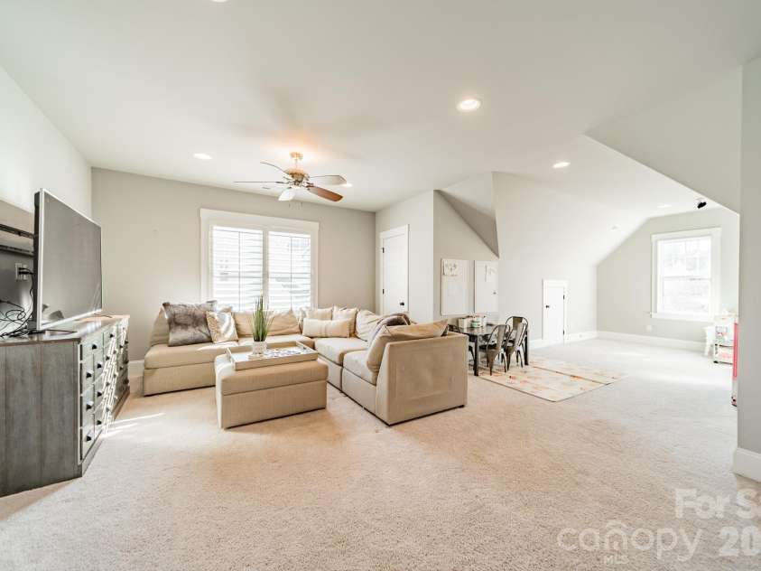 2289 Tatton Hall Road, Fort Mill, SC 29715.  MLS# CAR4336843, YatesRealty ID 3623. 