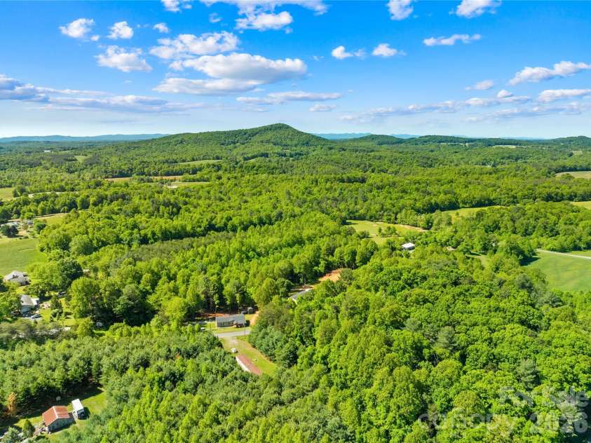 251 Center Lane, Thurmond, NC 28683.  MLS# CAR4379183, YatesRealty ID 3623. 