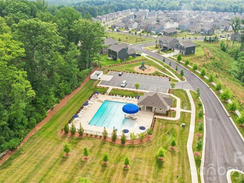 132 Scotsway Court, Troutman, NC 28166.  MLS# CAR4401559, YatesRealty ID 36230. 