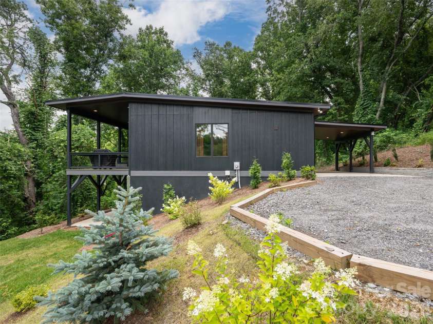 20 Cane Creek Lane, Fairview, NC 28730.  MLS# CAR4395411, YatesRealty ID 36234. 