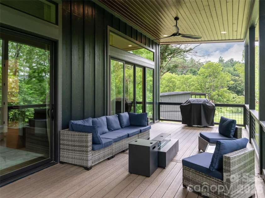 20 Cane Creek Lane, Fairview, NC 28730.  MLS# CAR4395411, YatesRealty ID 36234. 