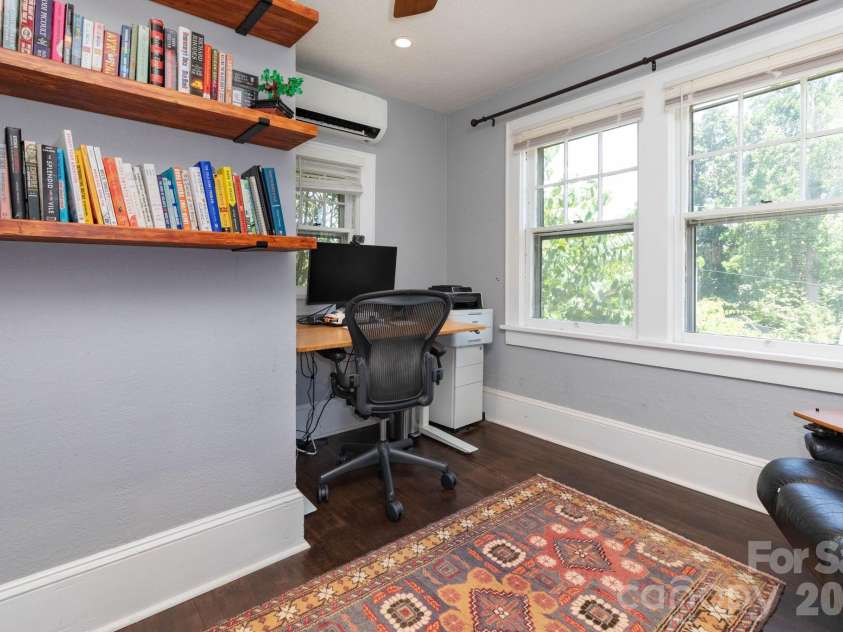 164 Laurel Loop, Asheville, NC 28806.  MLS# CAR4400704, YatesRealty ID 36235. 