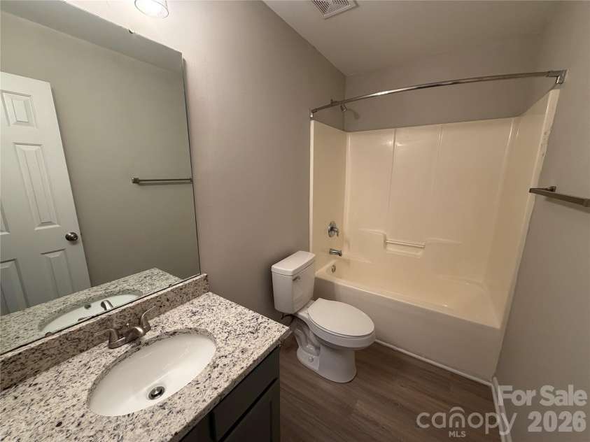 4160 Broadstairs Drive, Concord, NC 28025.  MLS# CAR4394369, YatesRealty ID 36237. 
