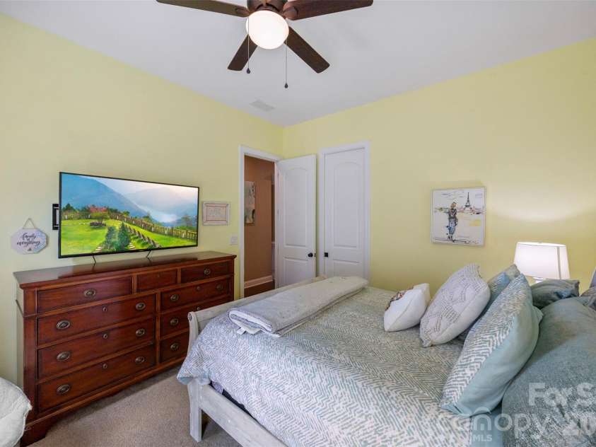 12920 Telfair Meadow Drive, Charlotte, NC 28227.  MLS# CAR4402462, YatesRealty ID 36238. 