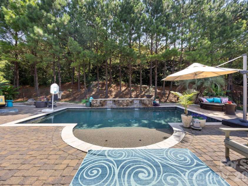 12920 Telfair Meadow Drive, Charlotte, NC 28227.  MLS# CAR4402462, YatesRealty ID 36238. 