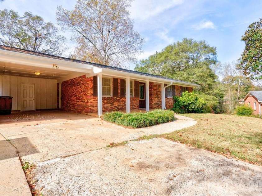 3018 Delano Place, Shelby, NC 28152.  MLS# CAR4295477, YatesRealty ID 3624. 