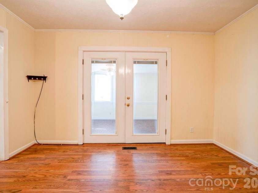 3018 Delano Place, Shelby, NC 28152.  MLS# CAR4295477, YatesRealty ID 3624. 