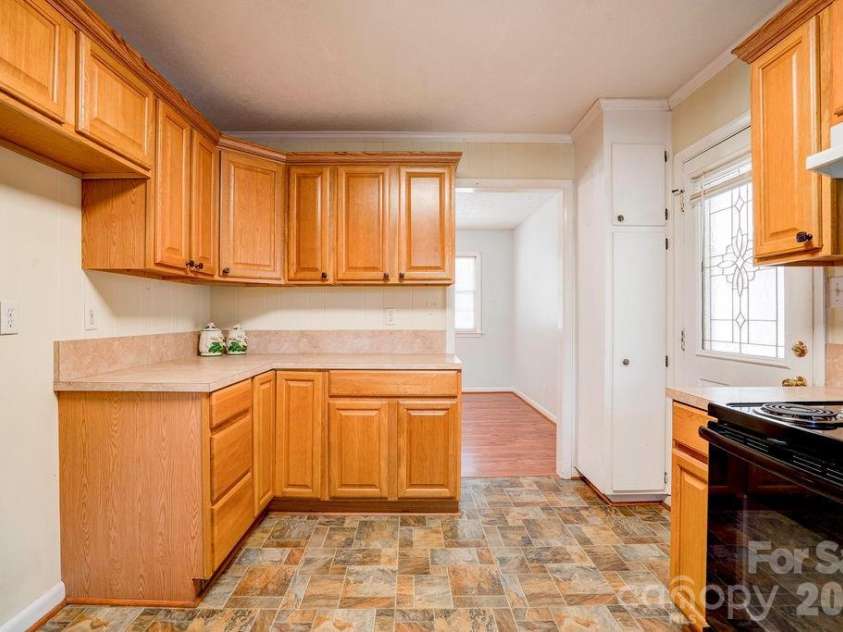 3018 Delano Place, Shelby, NC 28152.  MLS# CAR4295477, YatesRealty ID 3624. 