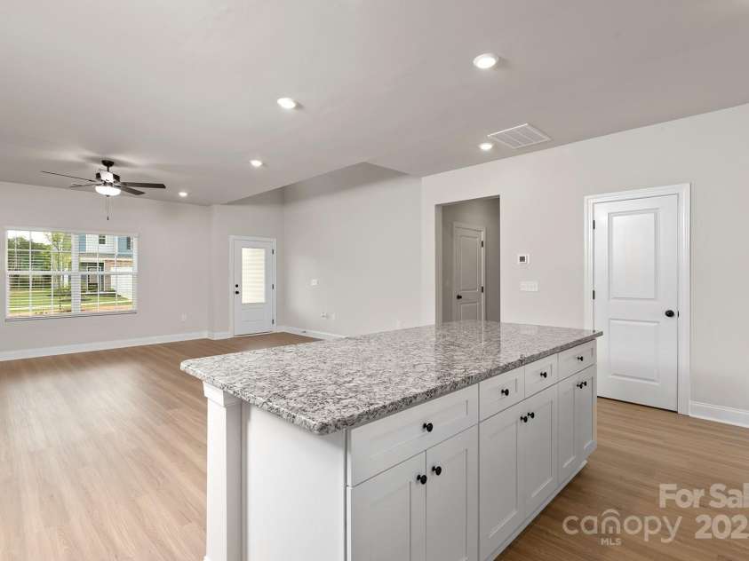 4140 Bolo Drive, Charlotte, NC 28215.  MLS# CAR4329033, YatesRealty ID 3624. 