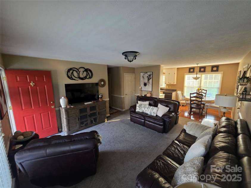 4567 Mayfield Drive, Granite Falls, NC 28630.  MLS# CAR4240693, YatesRealty ID 3624. Living Area