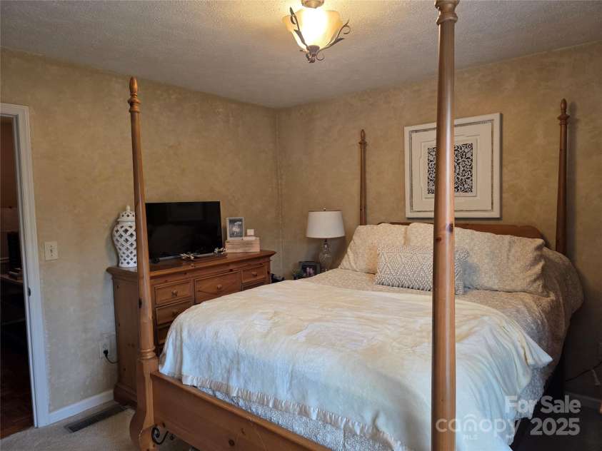 4567 Mayfield Drive, Granite Falls, NC 28630.  MLS# CAR4240693, YatesRealty ID 3624. Primary