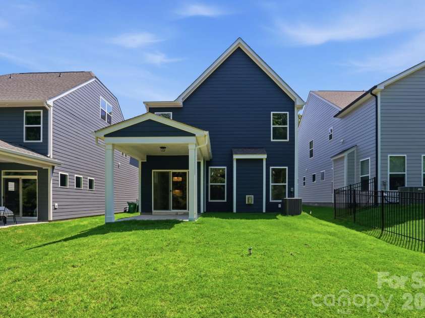13115 Foxberry Road, Charlotte, NC 28213.  MLS# CAR4335861, YatesRealty ID 36240. Backyard