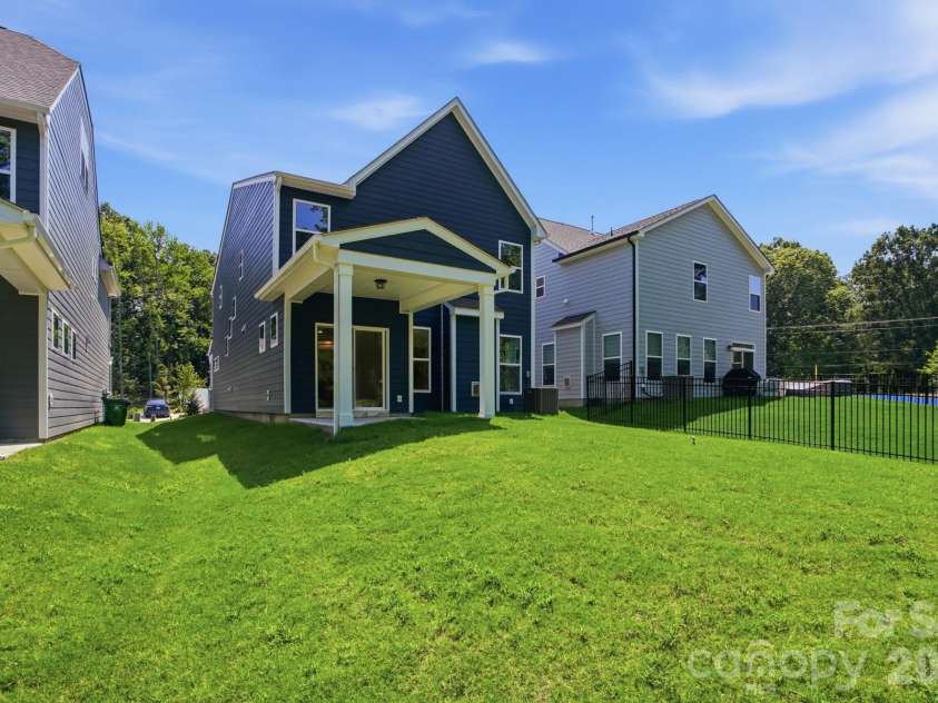 13115 Foxberry Road, Charlotte, NC 28213.  MLS# CAR4335861, YatesRealty ID 36240. Backyard